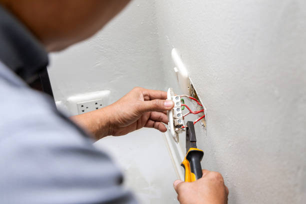 Best Licensed Electrician  in Madison, WI